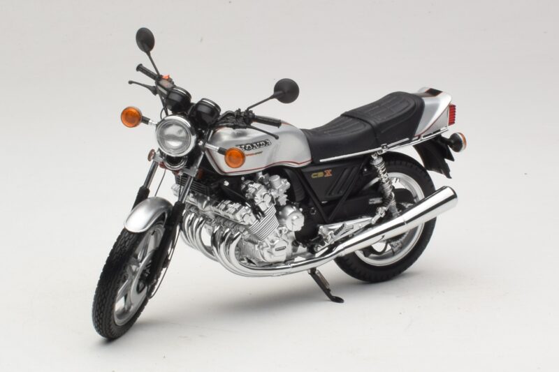 Honda CBX 1000 シルバー Minichamps 1:12 08MDM-CBX-810A メタル