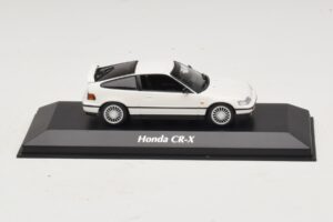 Honda CR-X ホワイト Maxichamps 1:43 940161521 メタル