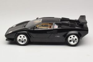 Lamborghini Countach 5000 Quattrovalvole ブラック Bburago 1:18 3337 メタル - 画像 4/8