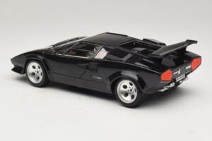 Lamborghini Countach 5000 Quattrovalvole ブラック Bburago 1:18 3337 メタル - 画像 7/8