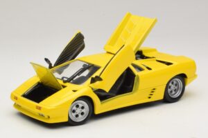 Lamborghini Diablo イエロー Maisto 1:18 32803 メタル - 画像 2/8