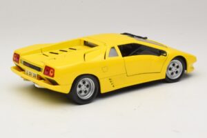 Lamborghini Diablo イエロー Maisto 1:18 32803 メタル - 画像 3/8