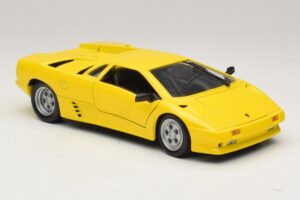 Lamborghini Diablo イエロー Maisto 1:18 32803 メタル - 画像 6/8