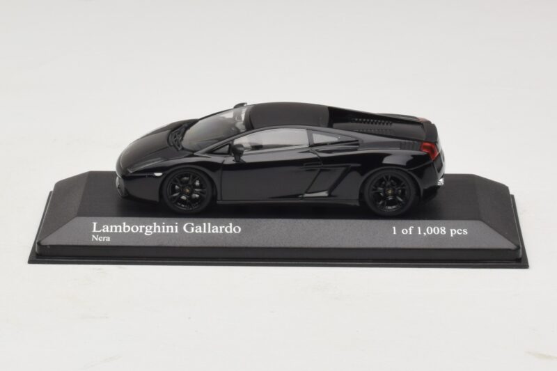 Lamborghini Gallardo ブラック Minichamps 1:43 400103504 メタル