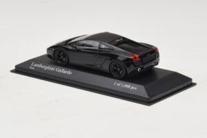 Lamborghini Gallardo ブラック Minichamps 1:43 400103504 メタル - 画像 3/5