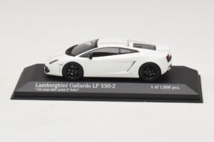 Lamborghini Gallardo LP550-2 Tricolore ホワイト Minichamps 1:43 400103801 メタル