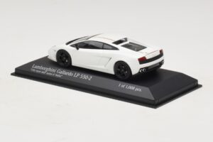 Lamborghini Gallardo LP550-2 Tricolore ホワイト Minichamps 1:43 400103801 メタル - 画像 3/5