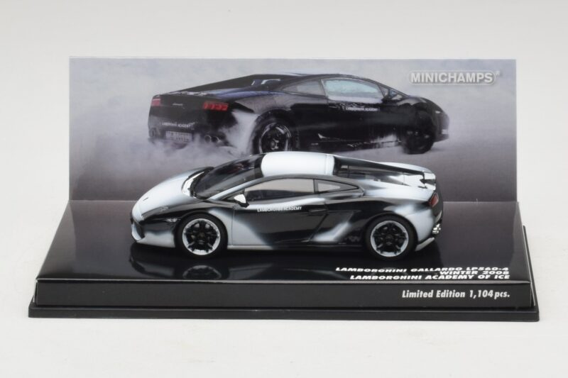 Lamborghini Gallardo LP560-4 Academy of Ice ブラック Minichamps 1:43 436103800 メタル