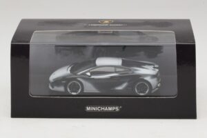 Lamborghini Gallardo LP560-4 Academy of Ice ブラック Minichamps 1:43 436103800 メタル - 画像 5/5