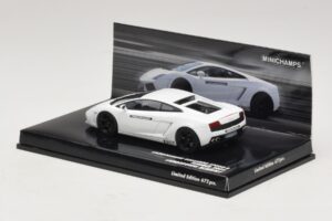 Lamborghini Gallardo LP560-4 Academy ホワイト Minichamps 1:43 436103801 メタル - 画像 3/5