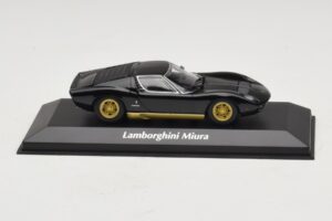 Lamborghini Miura P400 ブラック Maxichamps 1:43 940103000 メタル