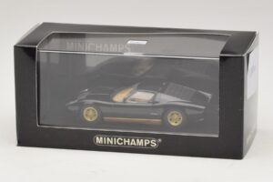 Lamborghini Miura P400 ブラック Minichamps 1:43 430103004 メタル - 画像 5/5
