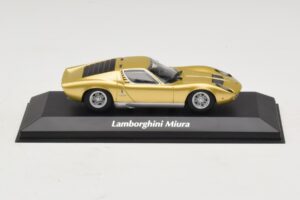 Lamborghini Miura P400 ゴールド Maxichamps 1:43 940103002 Diecast