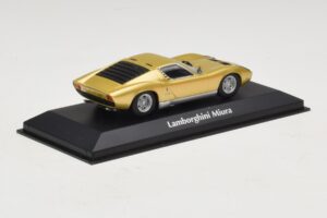 Lamborghini Miura P400 ゴールド Maxichamps 1:43 940103002 メタル - 画像 2/5