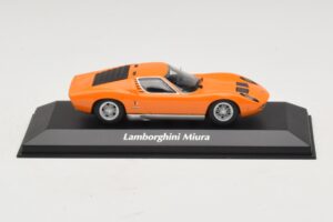 Lamborghini Miura P400 オレンジ Maxichamps 1:43 940103001 Diecast