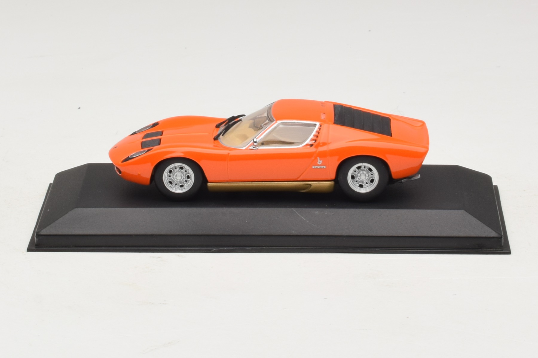 Minichamps Lamborghini Miura P400 1:43 オレンジ 1966