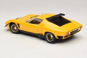 Lamborghini Miura SVR イエロー & ブラック Kyosho 1:18 08319GY メタル - 画像 7/8