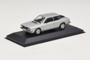 Lancia Beta HPE シルバー Minichamps 1:43 400125711 メタル - 画像 2/5