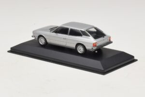 Lancia Beta HPE シルバー Minichamps 1:43 400125711 メタル - 画像 3/5