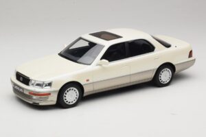 Lexus LS 400 XF10 Diamond White Pearl Otto 1:18 OT1277 レジン
