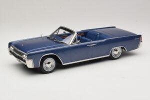 Lincoln Continental Convertible ブルーメタリック The Lincoln Lawyer KK-Scale 1:18 KKDC181522 メタル