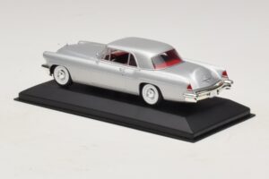 Lincoln Continental Mark II シルバー Minichamps 1:43 400082301 メタル - 画像 3/4