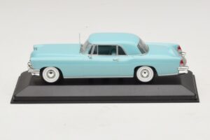 Lincoln Continental Mark II ターコイズ Minichamps 1:43 400082305 メタル