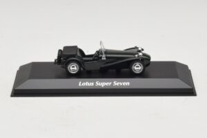 Lotus Super Seven グリーン Maxichamps 1:43 940113630 Diecast
