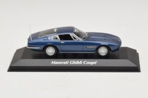 Maserati Ghibli ブルーメタリック Maxichamps 1:43 940123321 Diecast