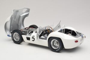 Maserati Tipo 61 #5 Camoradi S. Moss / D. Gurney 1000km Nurburgring Winner 1960 Minichamps 1:12 120601205 メタル - 画像 5/8