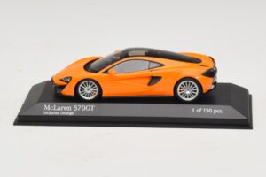 McLaren 570GT オレンジ Minichamps 1:43 537154521 Diecast