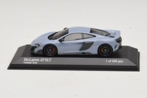McLaren 675LT Ceramic Grey Minichamps 1:43 McLaren 675LT Ceramic Grey Minichamps 1:43 537154420 Diecast