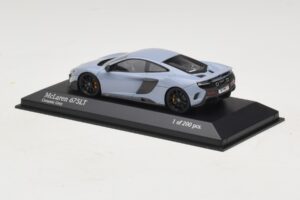 McLaren 675LT Ceramic Grey Minichamps 1:43 537154420 Diecast - 画像 3/5