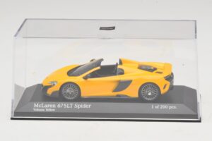 McLaren 675LT Spider Volcano Yellow Minichamps 1:43 537154430 Diecast - 画像 4/5