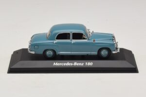 Mercedes 180 W120 ブルー Maxichamps 1:43 Mercedes 180 W120 ブルー Maxichamps 1:43 940033102 Diecast
