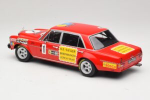 Mercedes 300 SEL 6.8 #1 H. Heyer / Betzler 24 Hours of Nurburgring 1972 Minichamps 1:18 155723401 Diecast - 画像 5/6