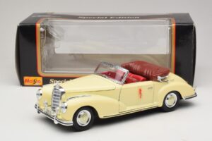 Mercedes 300S クリーム Maisto 1:18 31806 メタル - 画像 8/8