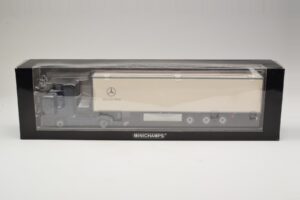 Mercedes Actros 1044 ブルー Minichamps 1:43 B66000604 メタル - 画像 6/7