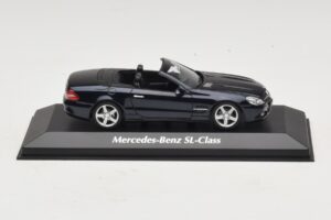 Mercedes SL R230 ブルーメタリック Maxichamps 1:43 940037531 Diecast