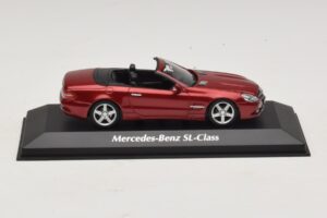 Mercedes SL R230 レッドメタリック Maxichamps 1:43 940037530 Diecast