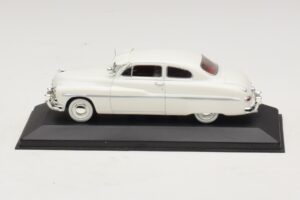 Mercury Monterey ホワイト Minichamps 1:43 400082401 メタル