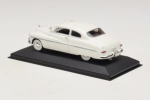 Mercury Monterey ホワイト Minichamps 1:43 400082401 メタル - 画像 3/5