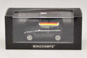 Mini Cooper One R50 グリーン ドイツ国旗付き Minichamps 1:43 MINI033 メタル - 画像 5/5