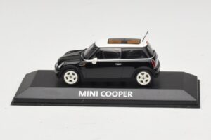 Mini Cooper S R53 ブラック パノラマルーフ付き Minichamps 1:43 MINI022 メタル