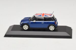 Mini Cooper S R53 ブルー イギリス国旗付き Minichamps 1:43 Mini Cooper S R53 ブルー イギリス国旗付き Minichamps 1:43 MINI026 Diecast
