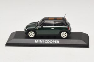 Mini Cooper S R53 ダークグリーン ブラックルーフ付き Minichamps 1:43 MINI023 メタル