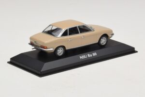 NSU Ro 80 ベージュ Maxichamps 1:43 940015401 メタル - 画像 2/5