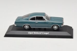 Opel Rekord C クーペ ブルー Maxichamps 1:43 940046121 Diecast