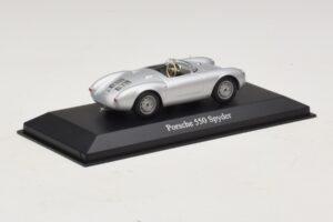 Porsche 550 Spyder シルバー Maxichamps 1:43 940066030 メタル - 画像 2/5