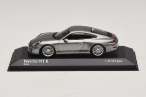 Porsche 911 991.1 R シルバー Minichamps 1:43 Porsche 911 991.1 R シルバー Minichamps 1:43 410066224 Diecast